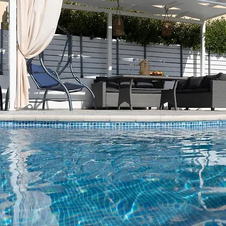 Vilă Dama Dama Gennadi